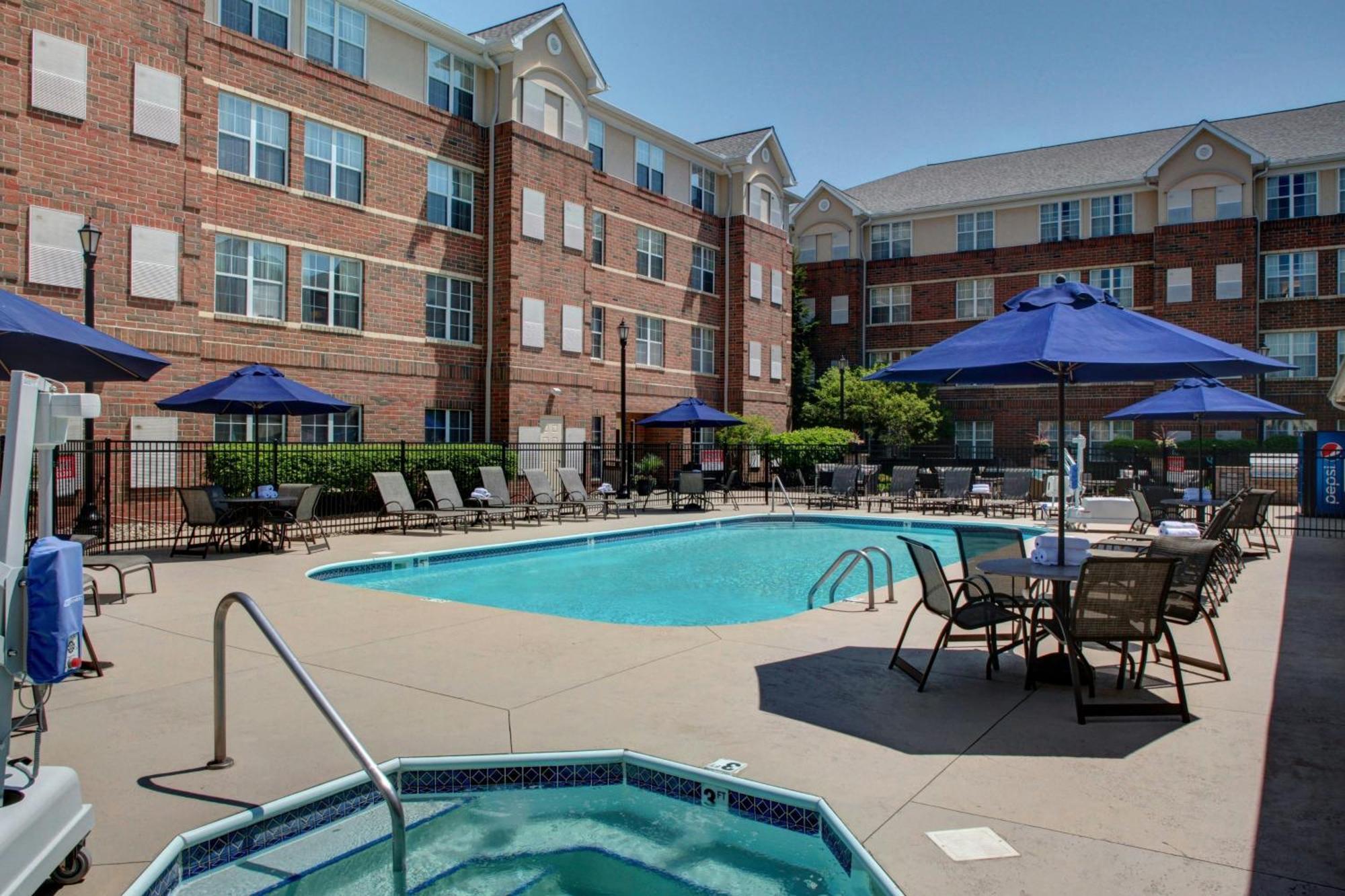 Residence Inn By Marriott Cleveland Beachwood Esterno foto